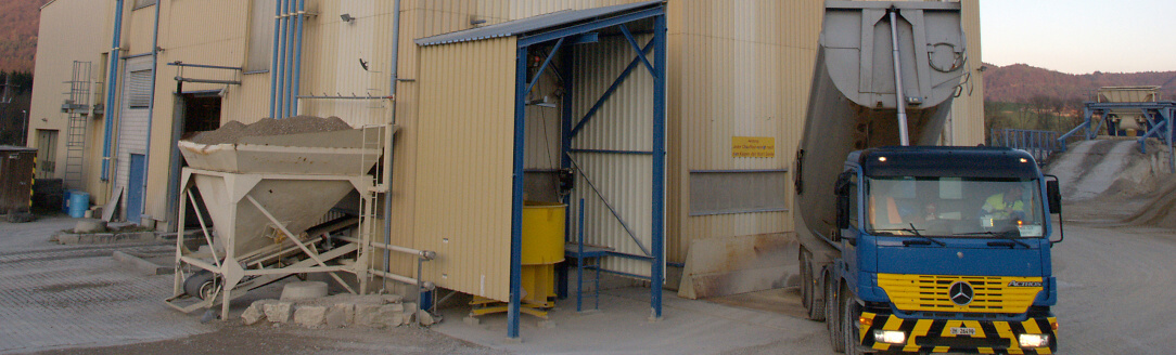 JURA Materials Kies & Beton AG &ndash; Embrach (Carri&egrave;re Hardhof)