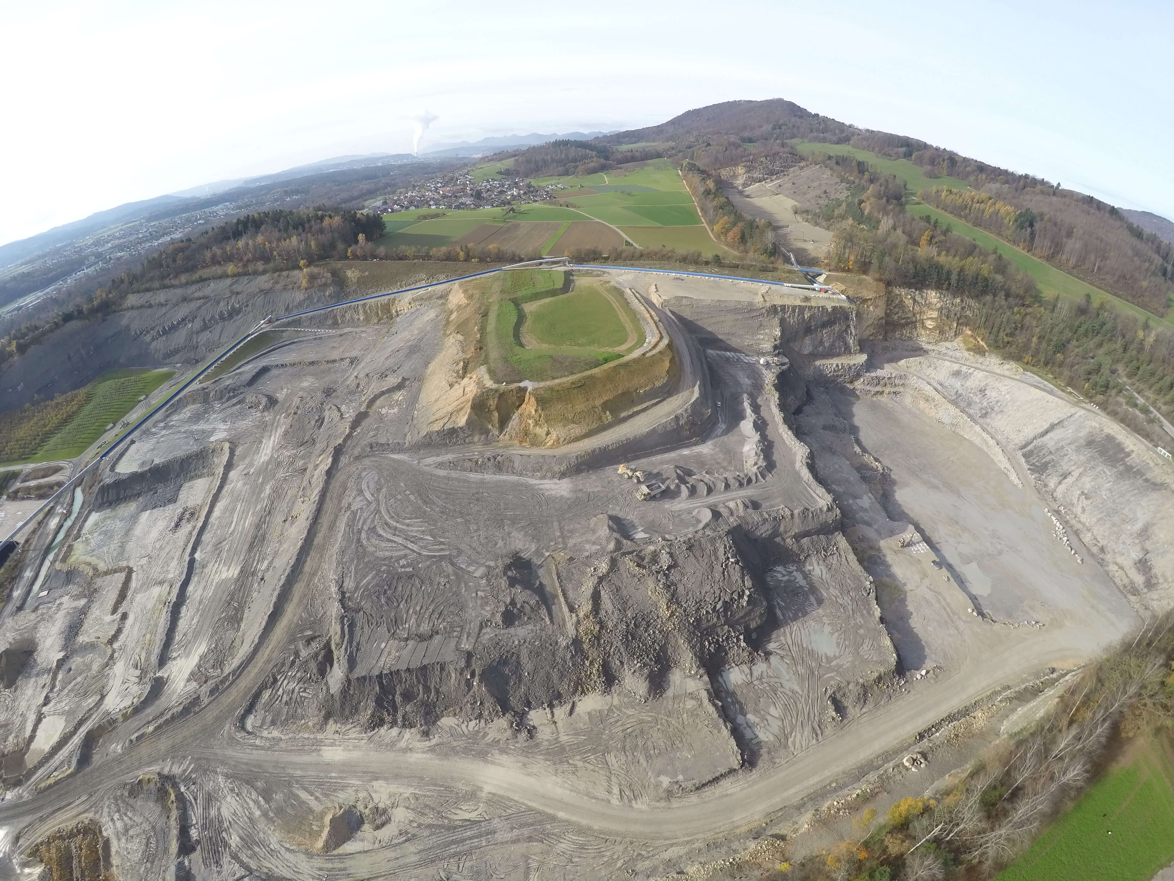 JURA CEMENT Werk Wildegg Steinbruch