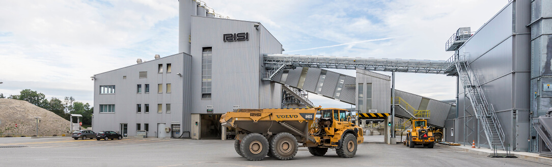JURA Materials Kies & Beton AG &ndash; Cham (gravi&egrave;re + b&eacute;ton)