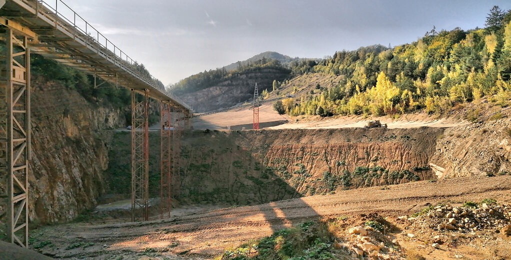 Renaturierung Rekultivierung Auffüllung Steinbruch JURA CEMENT Wildegg Oberegg